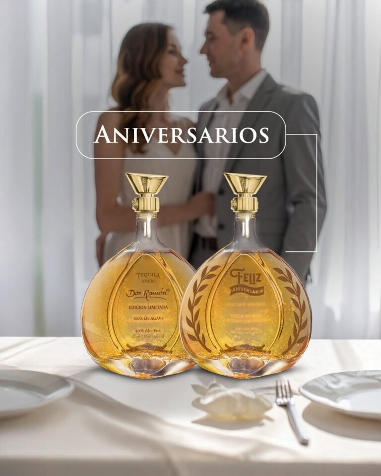 Pareja con botellas de tequila personalizado grabadas para su aniversario